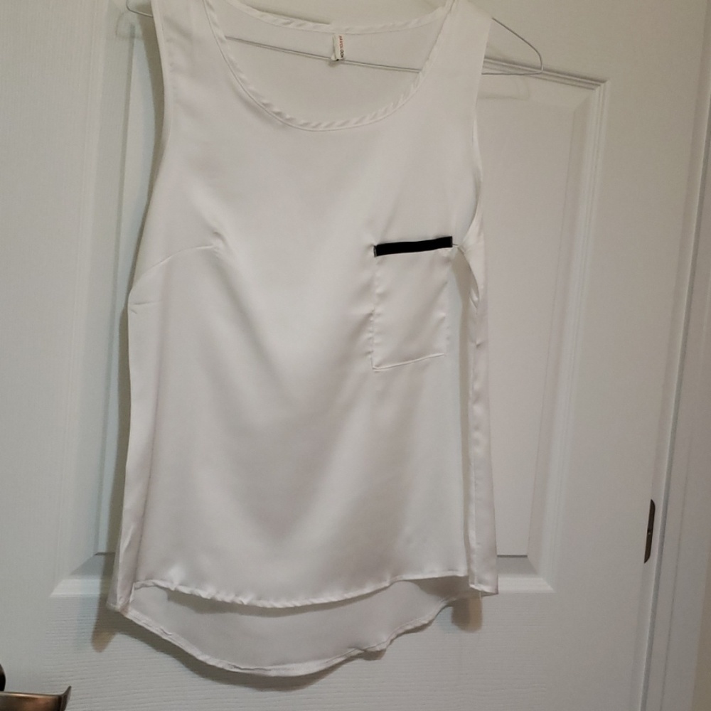 Ladies silk blouse. Medium